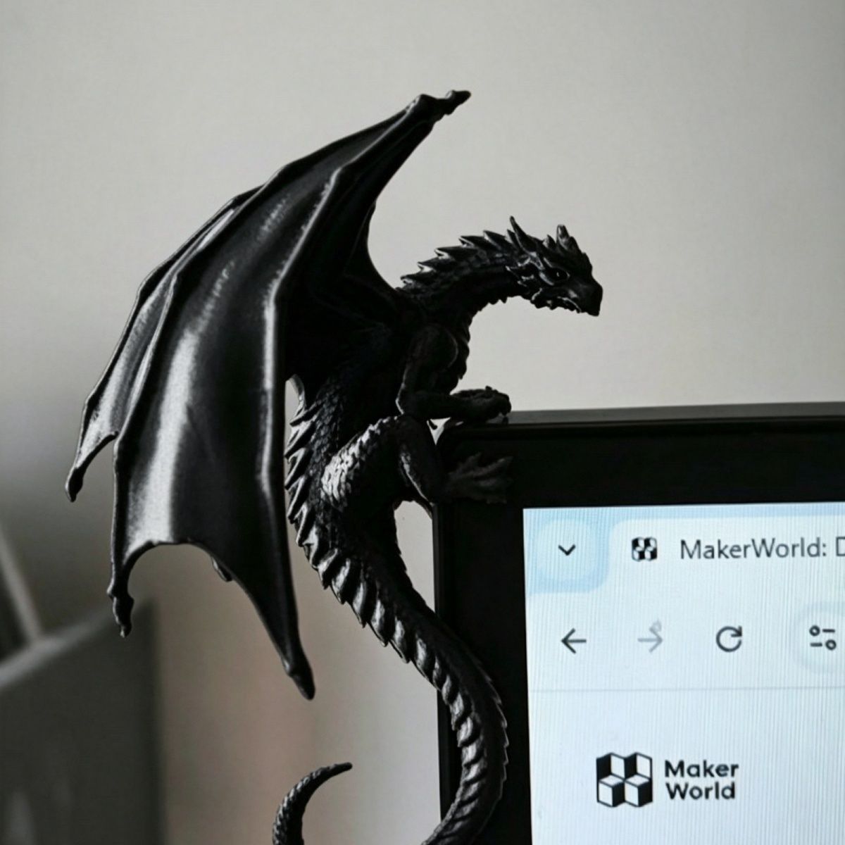 Cool Dragon Lying Figure Monit - đánh giá và giá Gaming Accessories For Gaming Setup